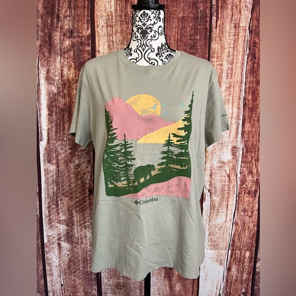 Columbia Tops - Columbia | Women's Short Sleeve Tee - Olive with Nature Graphic
